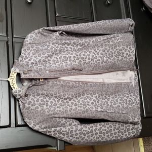 Womens cheetah fleece lined rain jacket 🤍
